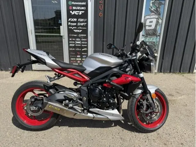 2015 Triumph Street Triple RX ABS SE - 70135kms