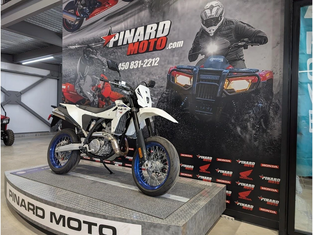 Suzuki Drz4sm Super Moto 2025 alt