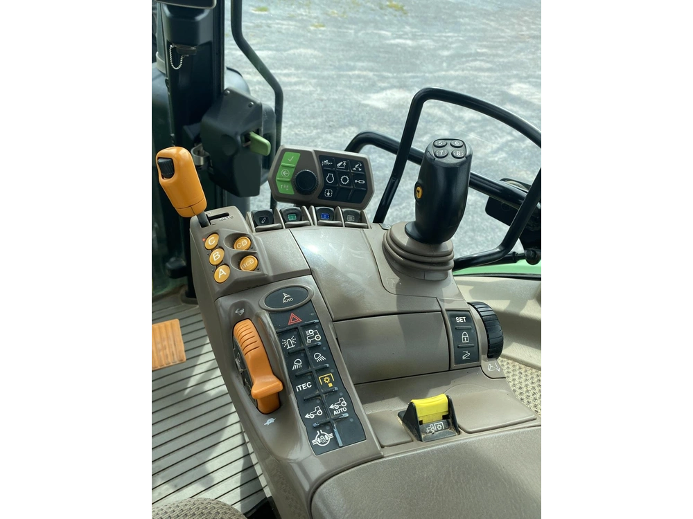 John Deere 5125r 2021 alt