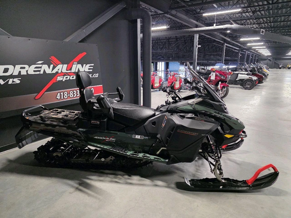 Ski-doo Expedition Se 900 Ace Turbo Ice Crosscut 1.5'' E.s. W/ 10.25'' Touchscreen 2026 alt