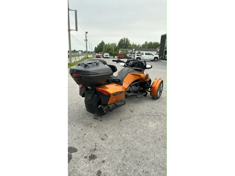 Can-Am F3-LTD SPECIAL SERIES 2024