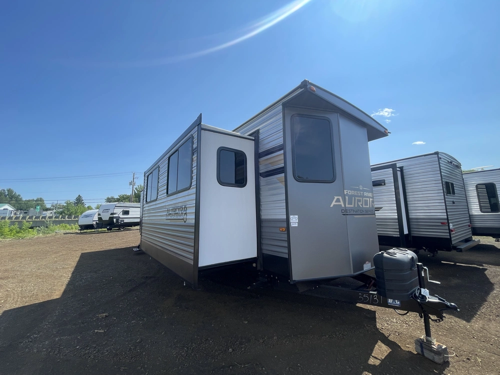 Forest River Aurora 39flts 2025 alt