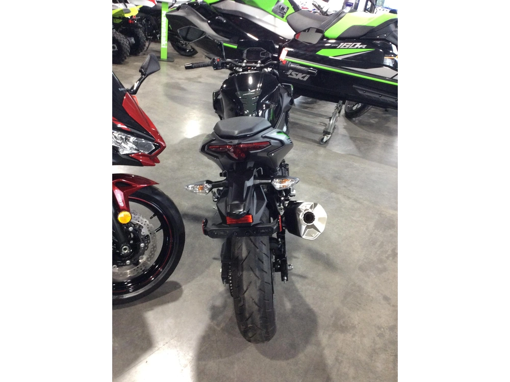 2024 Kawasaki Z500 Abs alt
