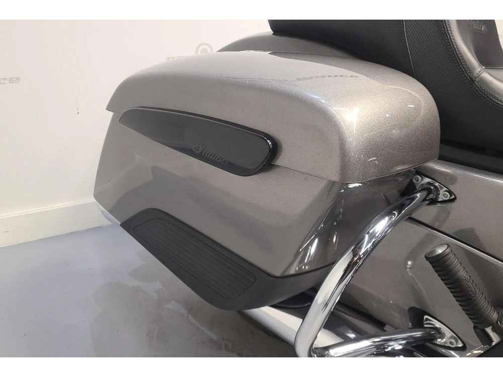 Indian Motorcycle Challenger 2020 alt