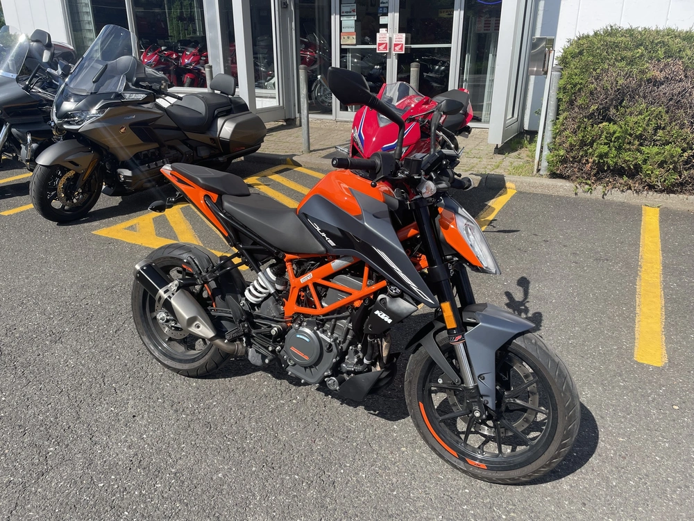 Ktm Duke 390 2023 alt