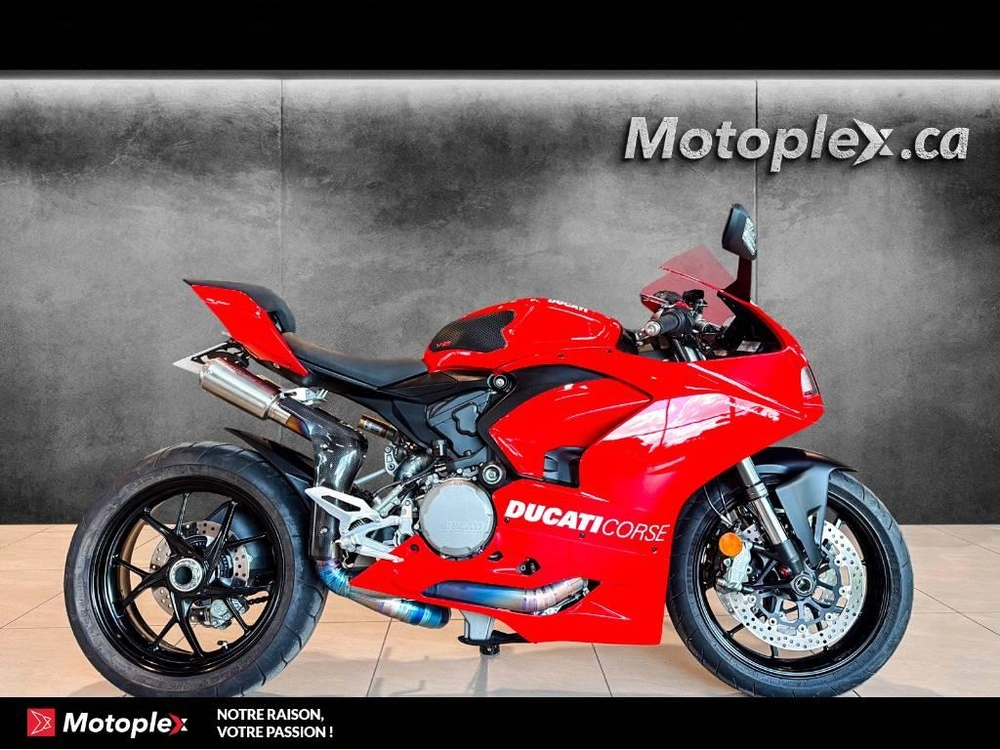 2024 Ducati Panigale V2 alt