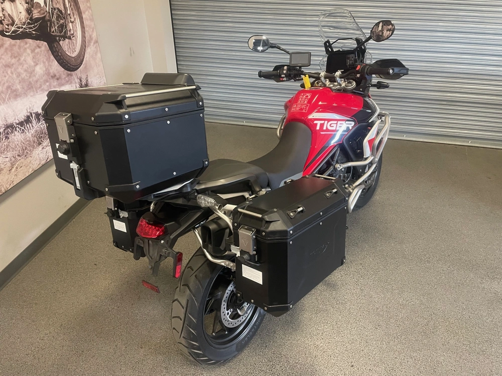 2024 Triumph Tiger 900 Gt Aragon Edition alt