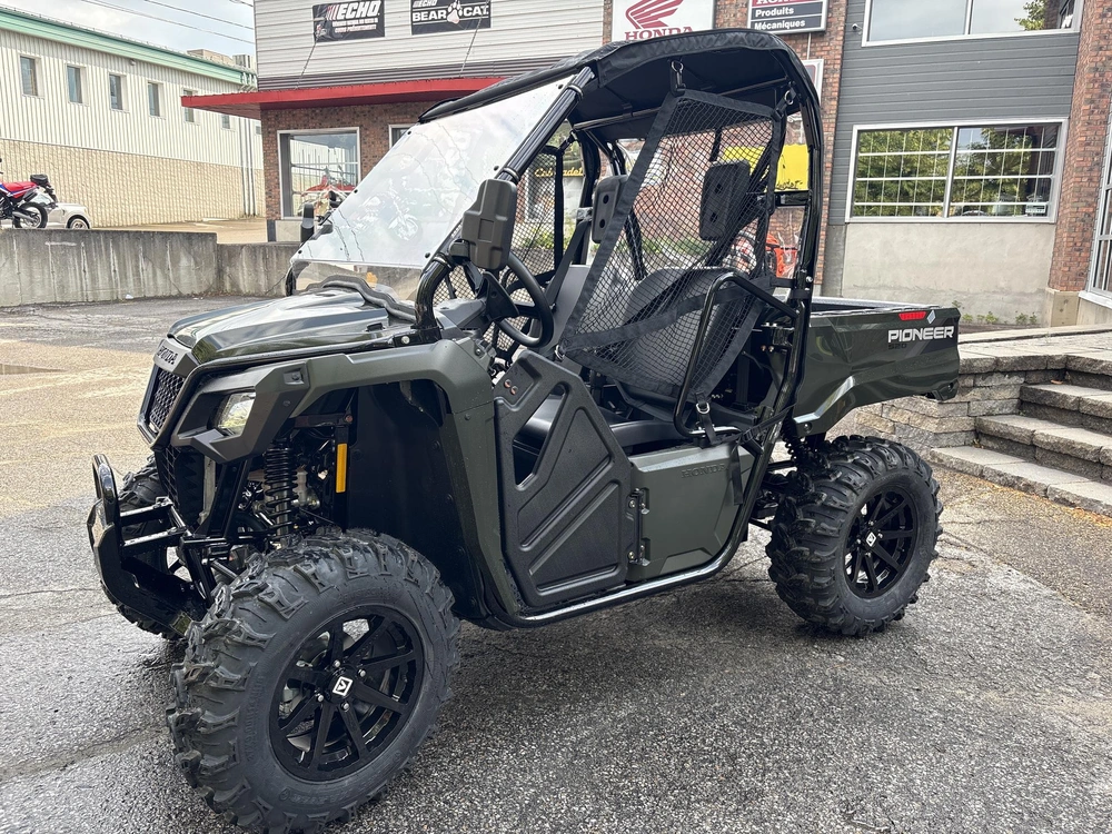 Honda Pioneer 520 2026 alt