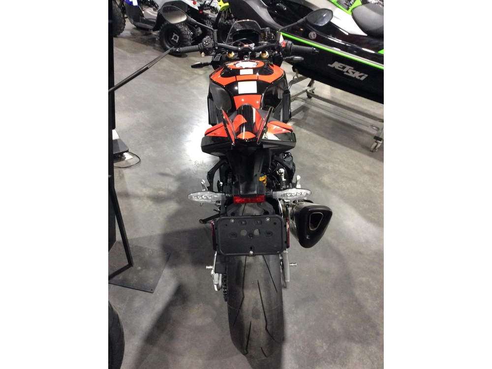 Aprilia Tuono V4 1100 Factory 2026 alt