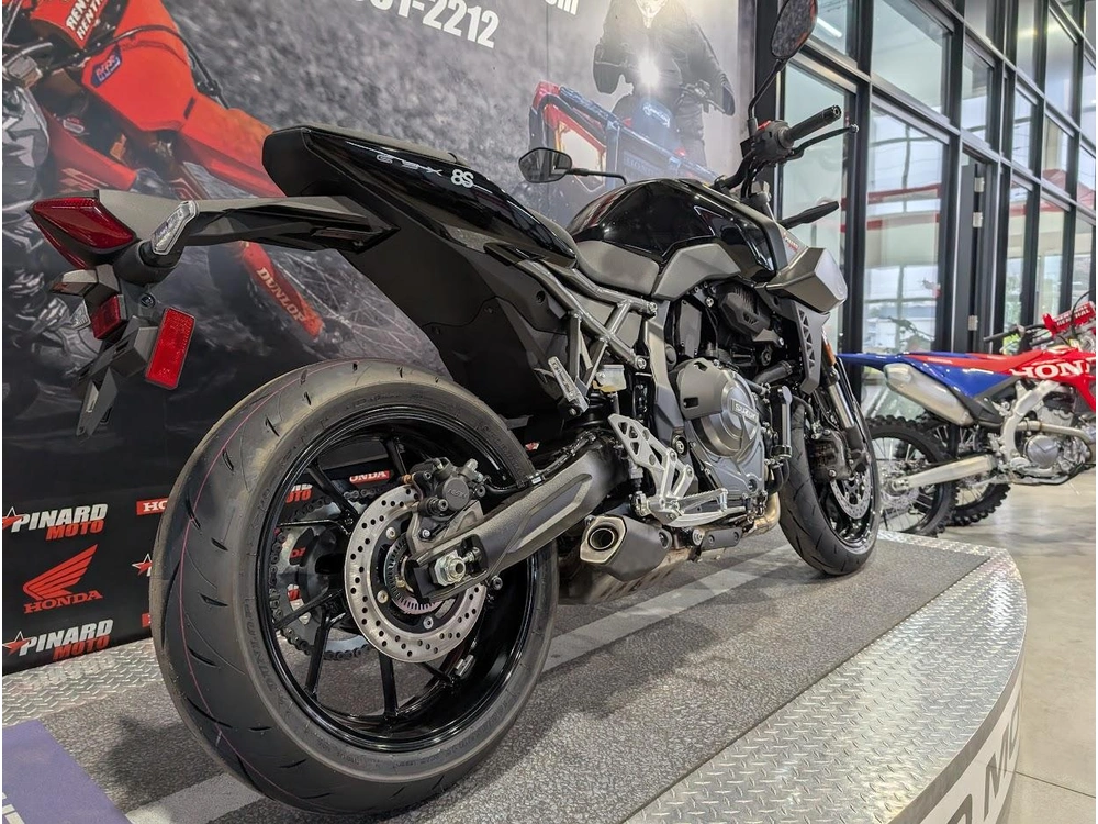 Suzuki Gsx-8s 2026 alt
