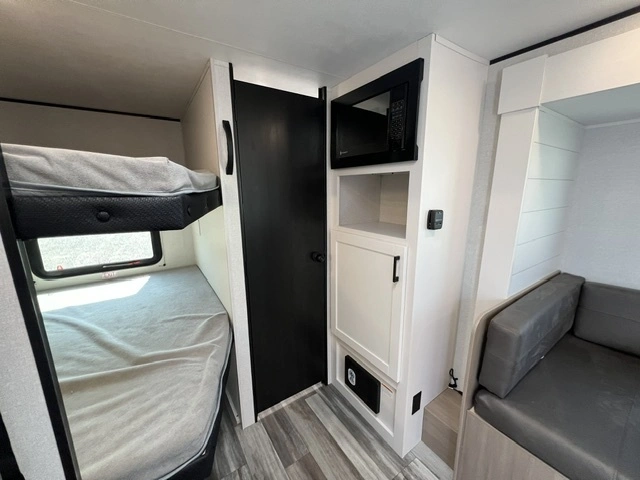 Jayco Jay Flight Slx - Sport Edition 178dbs 2026 alt