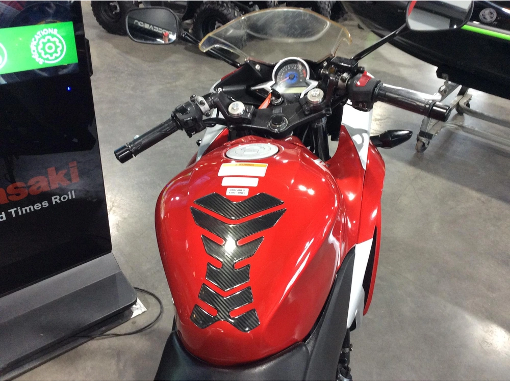 Honda Cbr250r 2011 alt