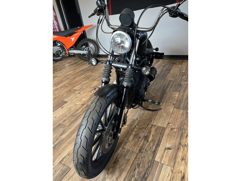 Harley-davidson Xl883 Iron Dark 2014 alt