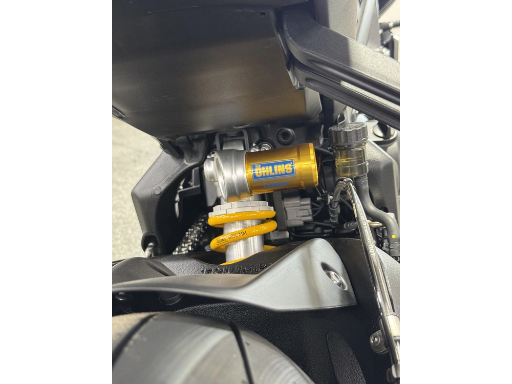 2026 Triumph Street Triple 765 Rs alt