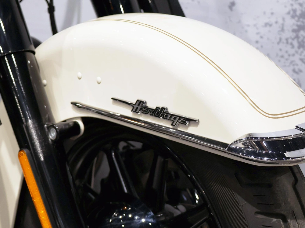 2022 Harley-davidson Heritage Classic Flhcs alt