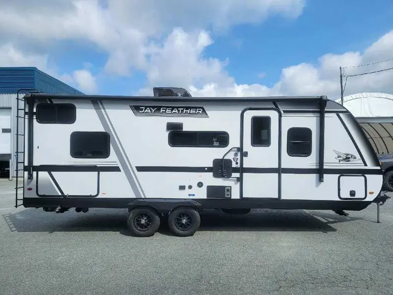 Jayco Jay Feather 21MBH 2027