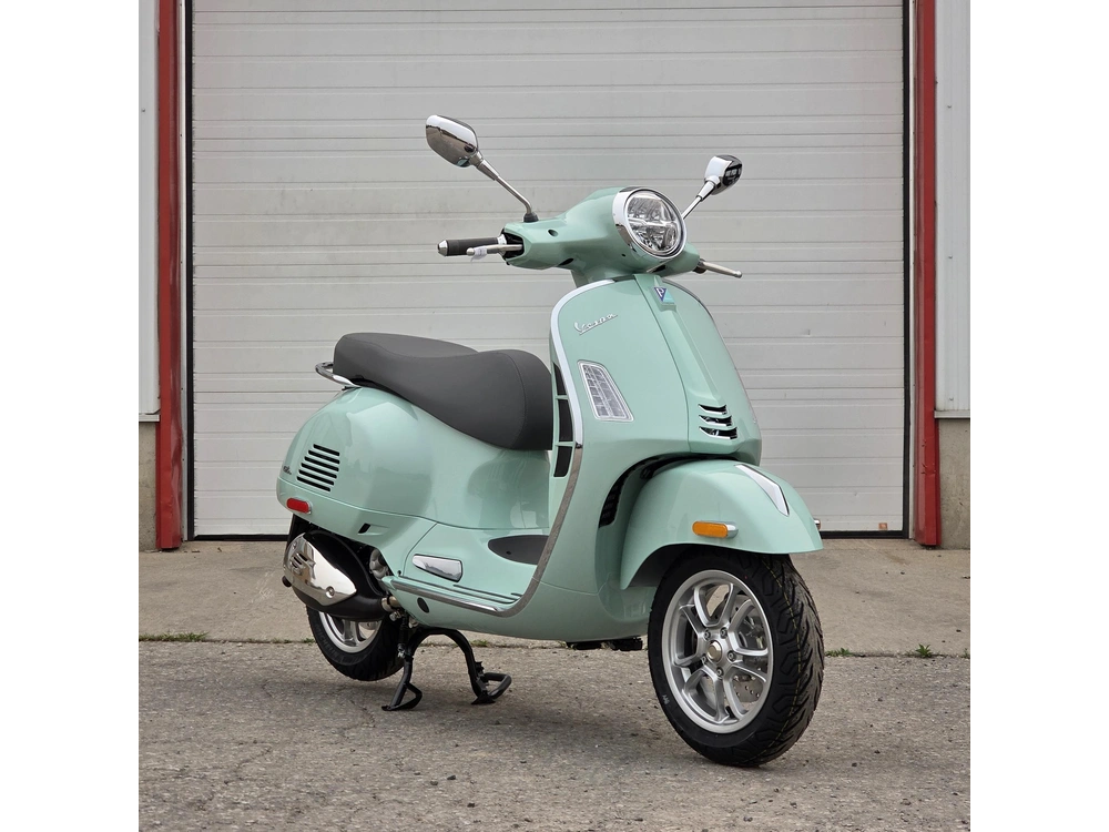2026 Vespa Gts 310 alt