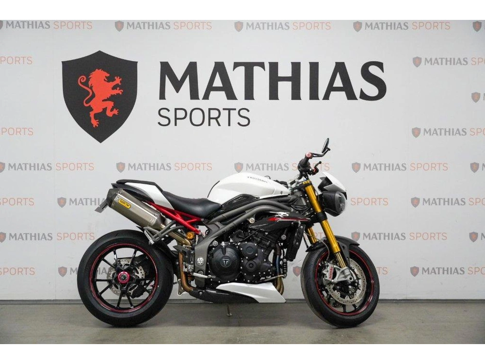 Triumph Speed Triple 1050 R 2017 alt