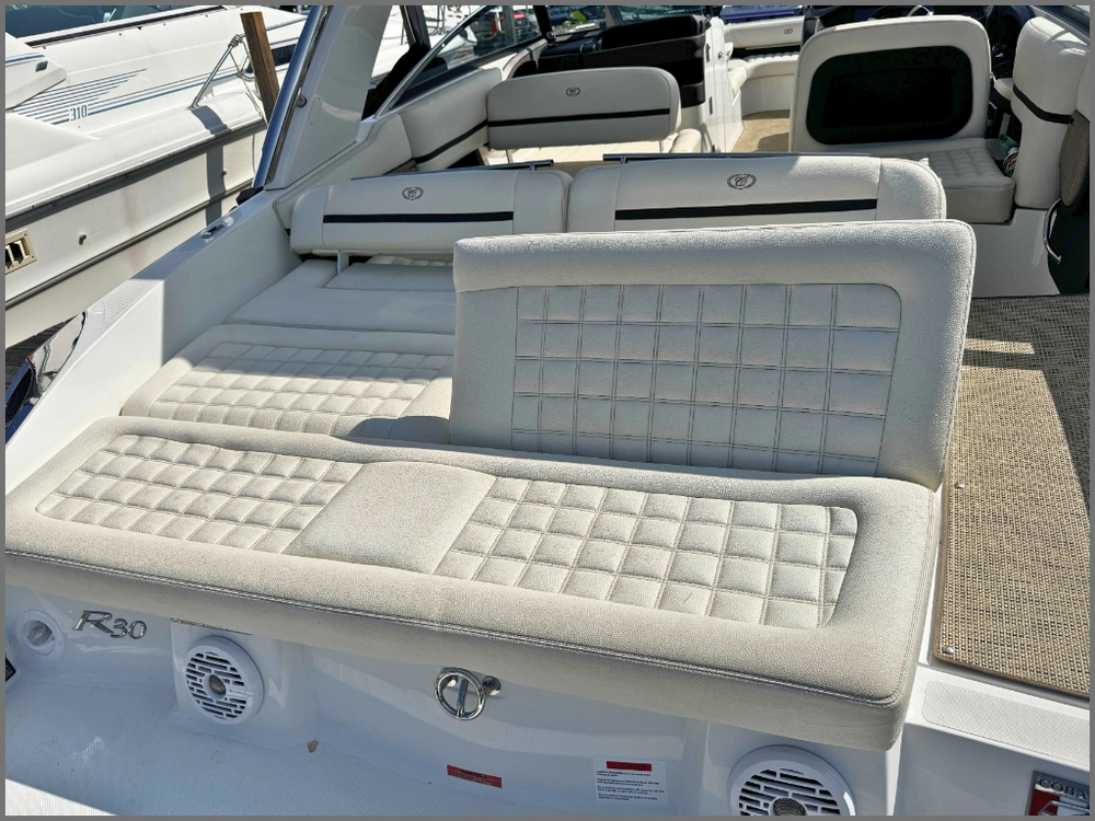 2018 Cobalt Boats R30 alt