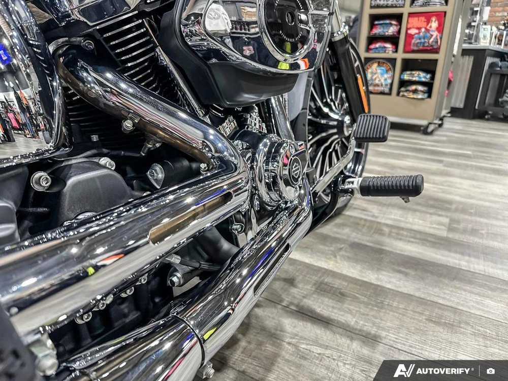 2026 Harley-davidson Breakout alt