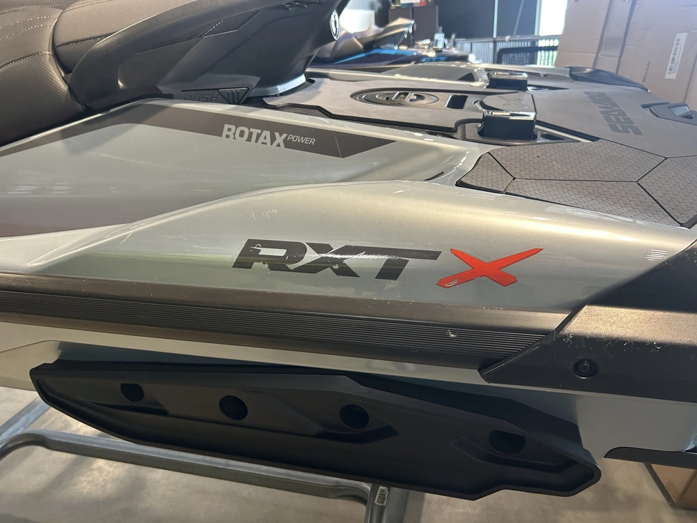 2024 Sea-doo Pwc Rxt X 325 Aud Gy Ibr 24 alt