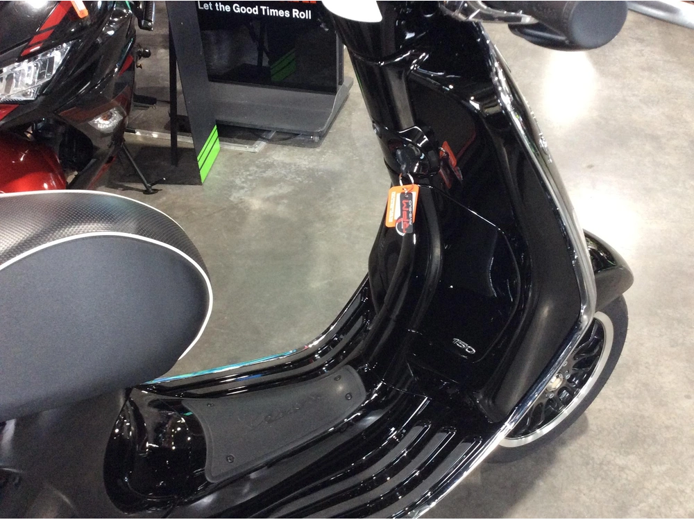 2023 Vespa Sprint 150 Abs alt