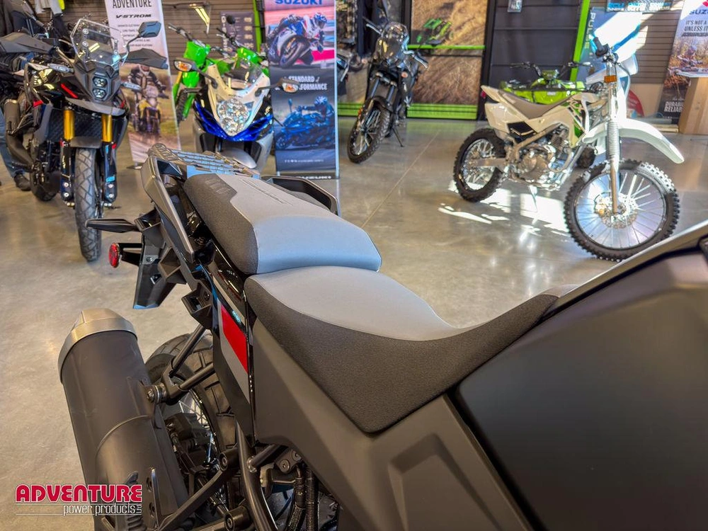 2026 Suzuki V-strom 800de alt