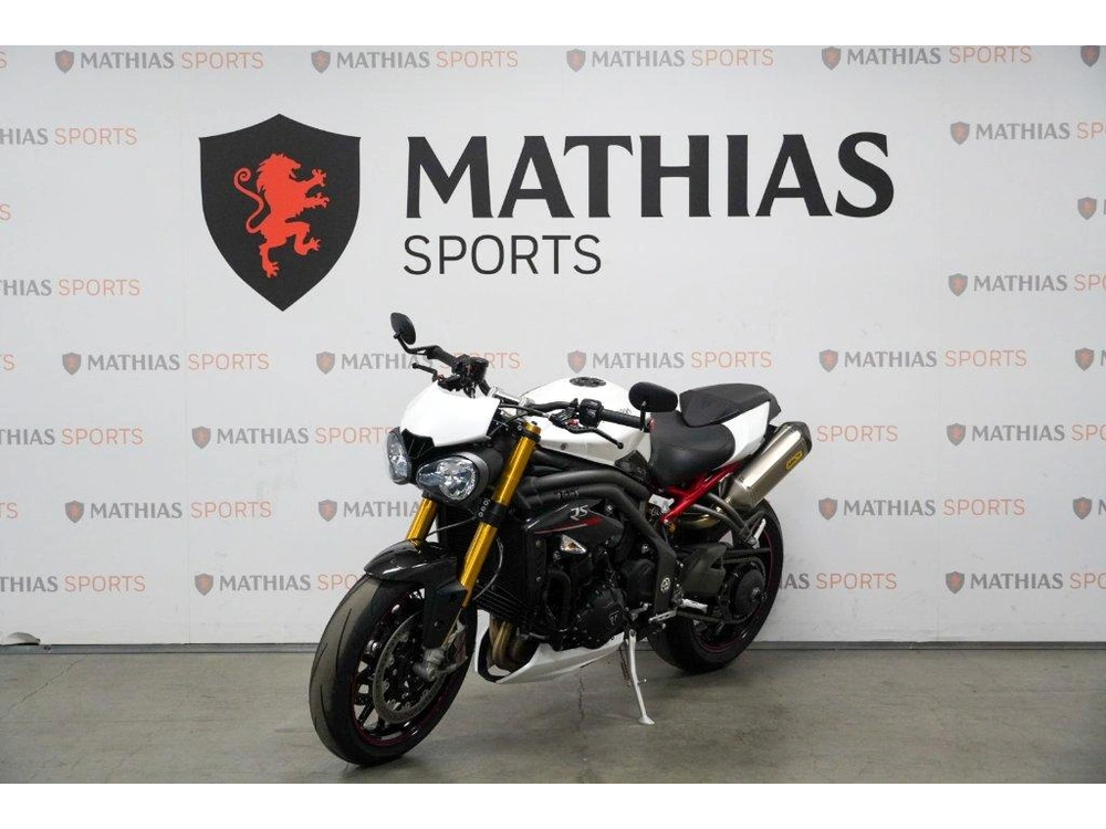 Triumph Speed Triple 1050 R 2017 — photo 4