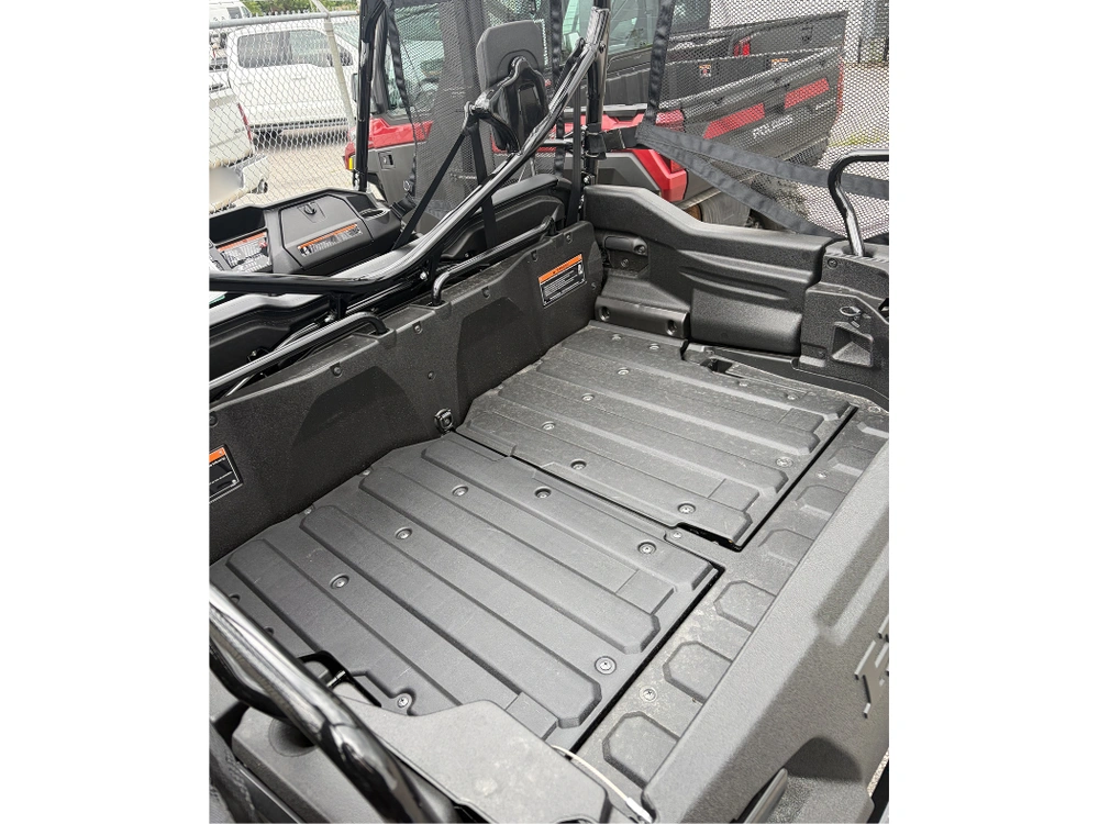 2025 Honda Pioneer 1000-5p Trail alt