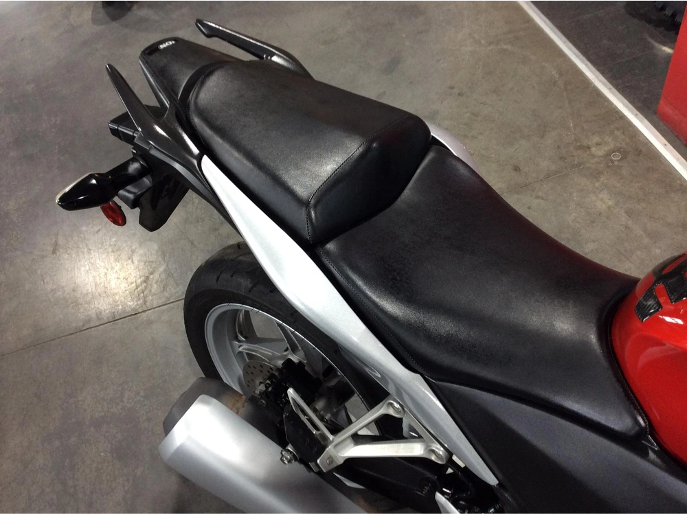 Honda Cbr250r 2011 alt
