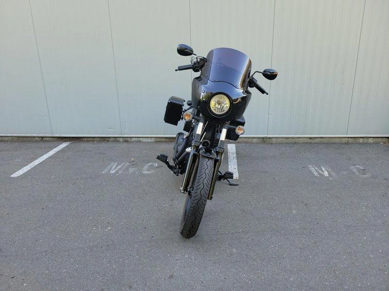 2025 Yamaha Bolt R-spec alt