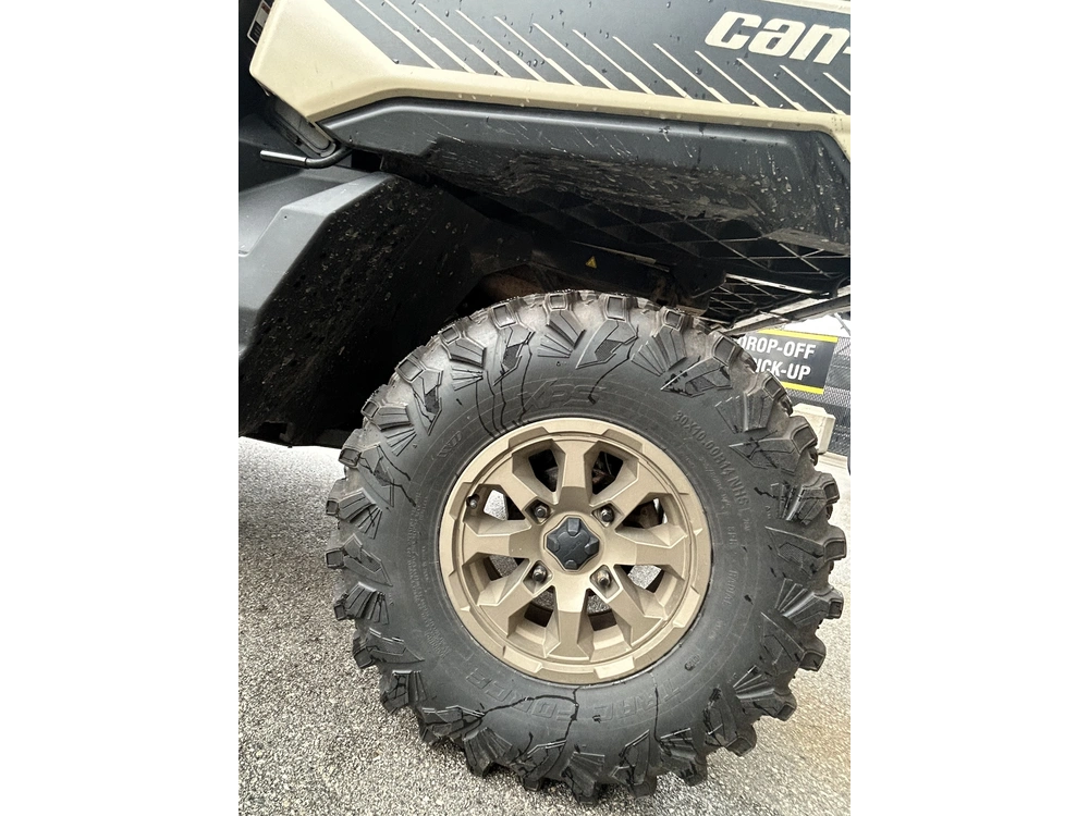 2023 Can-am Ssv Def Ltd 65 Hd10 Tn 23 alt