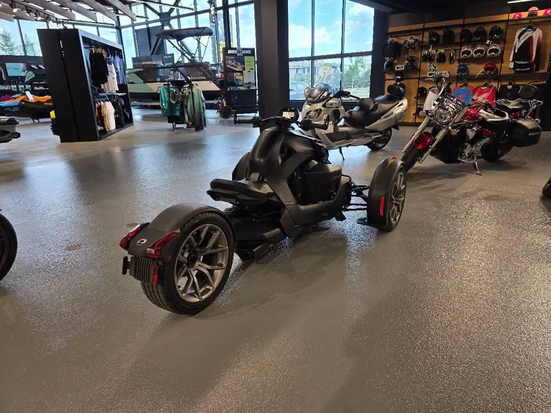 Can-Am RYKER 900 ACE 2023