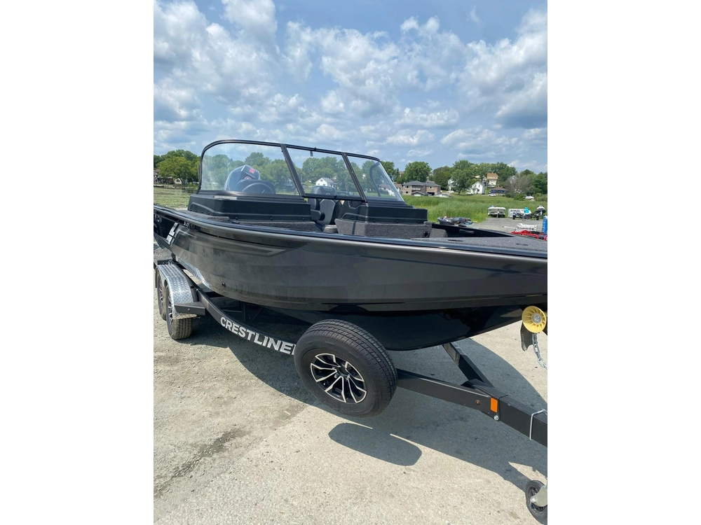 2026 Crestliner 2050 Fish Hawk Wt alt