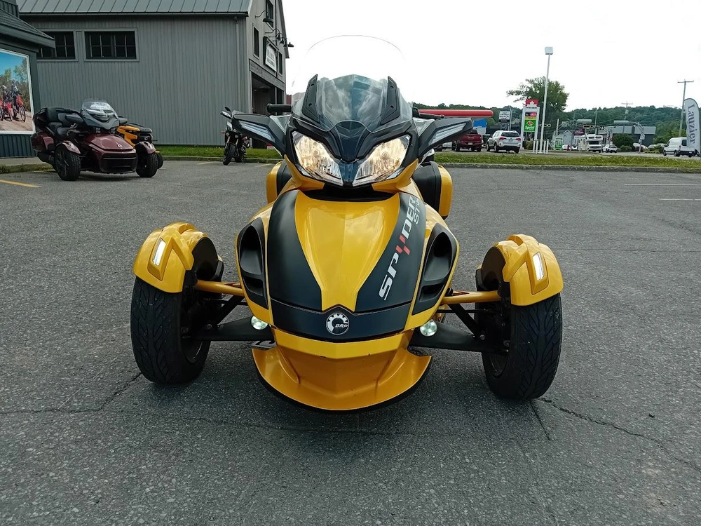 Can-am Spyder Sts Manuel 2013 alt