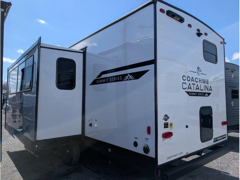 2026 Coachmen Catalina 261bhs alt