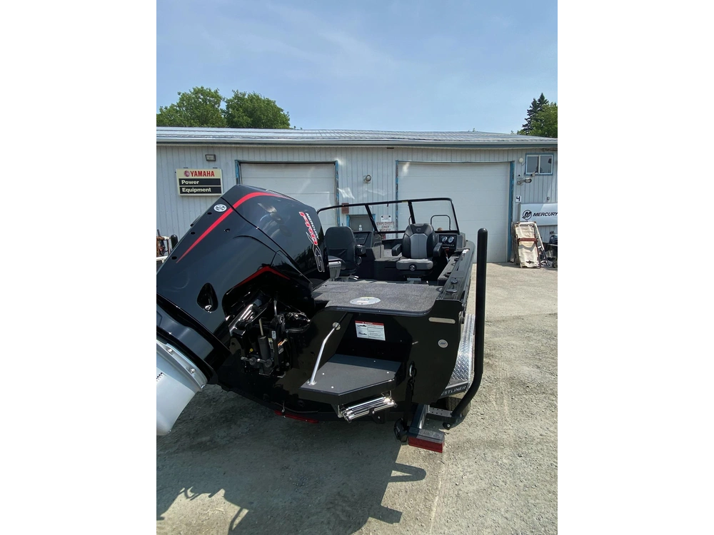 2026 Crestliner 2050 Fish Hawk Wt alt