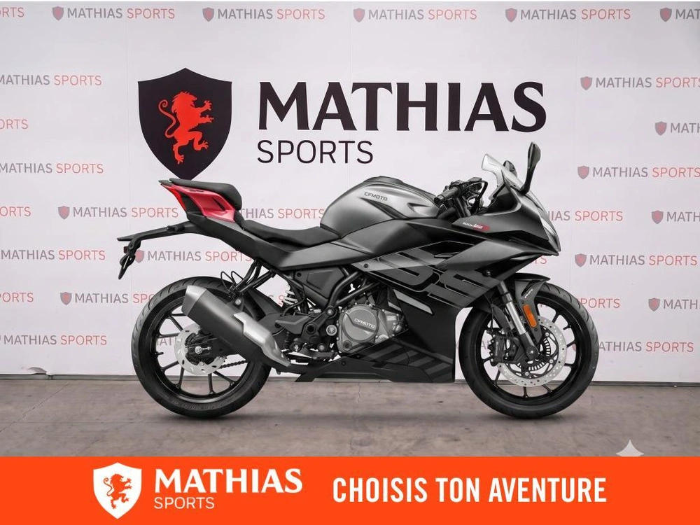2026 Cfmoto 300ss alt