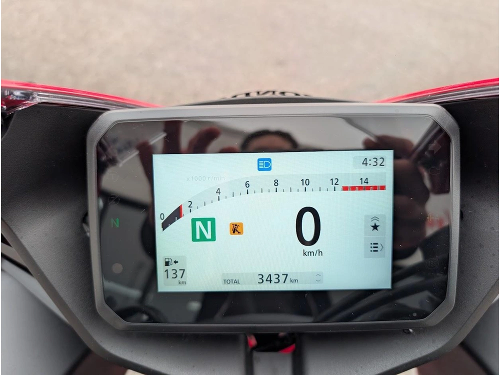 Honda Cbr650ract E-clutch 2026 alt