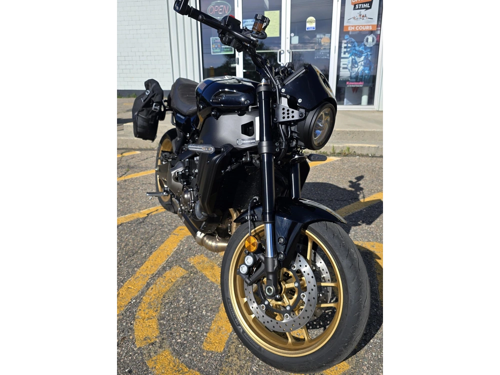 2025 Yamaha Xsr900 alt