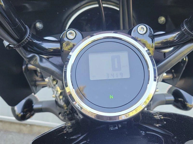 2025 Yamaha Bolt R-spec alt