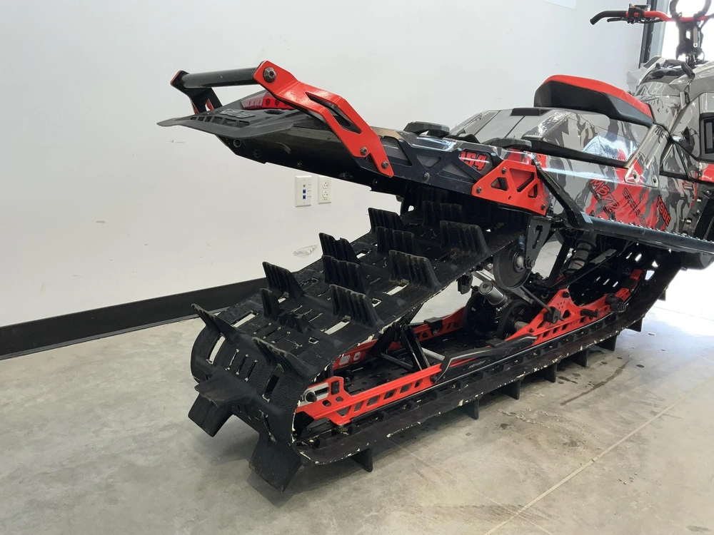 2021 Ski-doo Summit X Expert alt