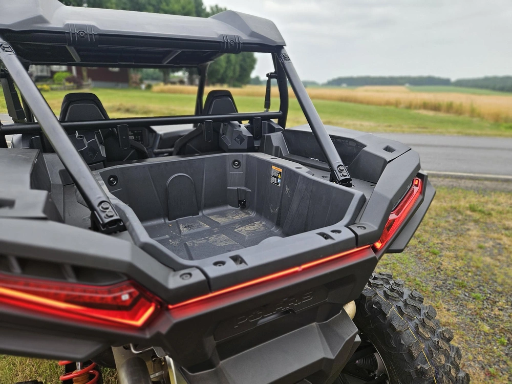 2026 Polaris Rzr Xp 1000 Ultimate alt