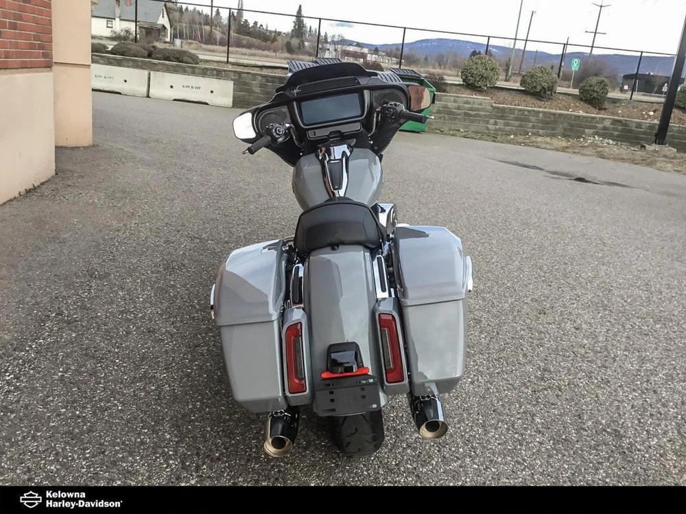 2026 Harley-davidson Flhx - Street Glide® alt