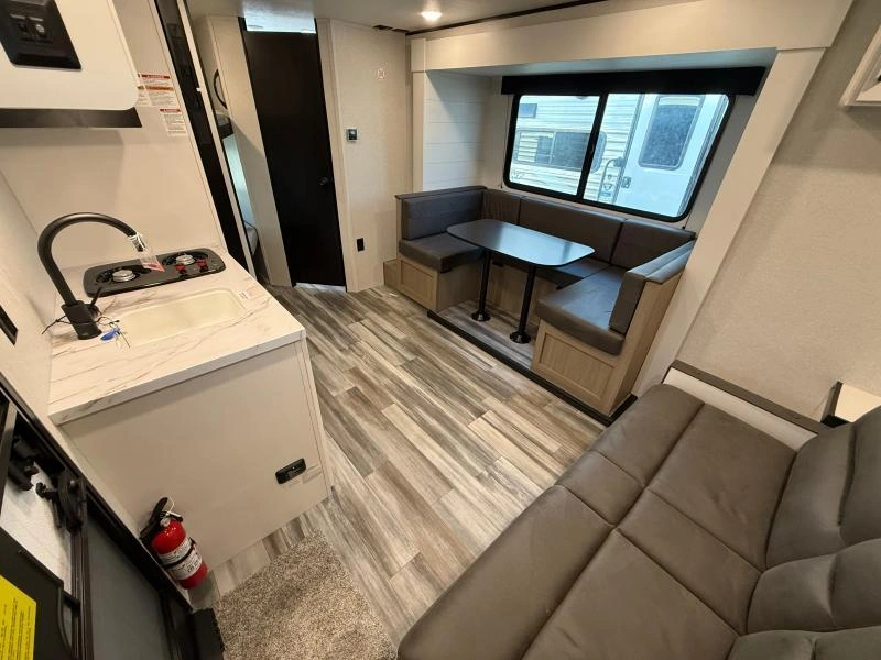 2026 Jayco Jayflight 197mb alt