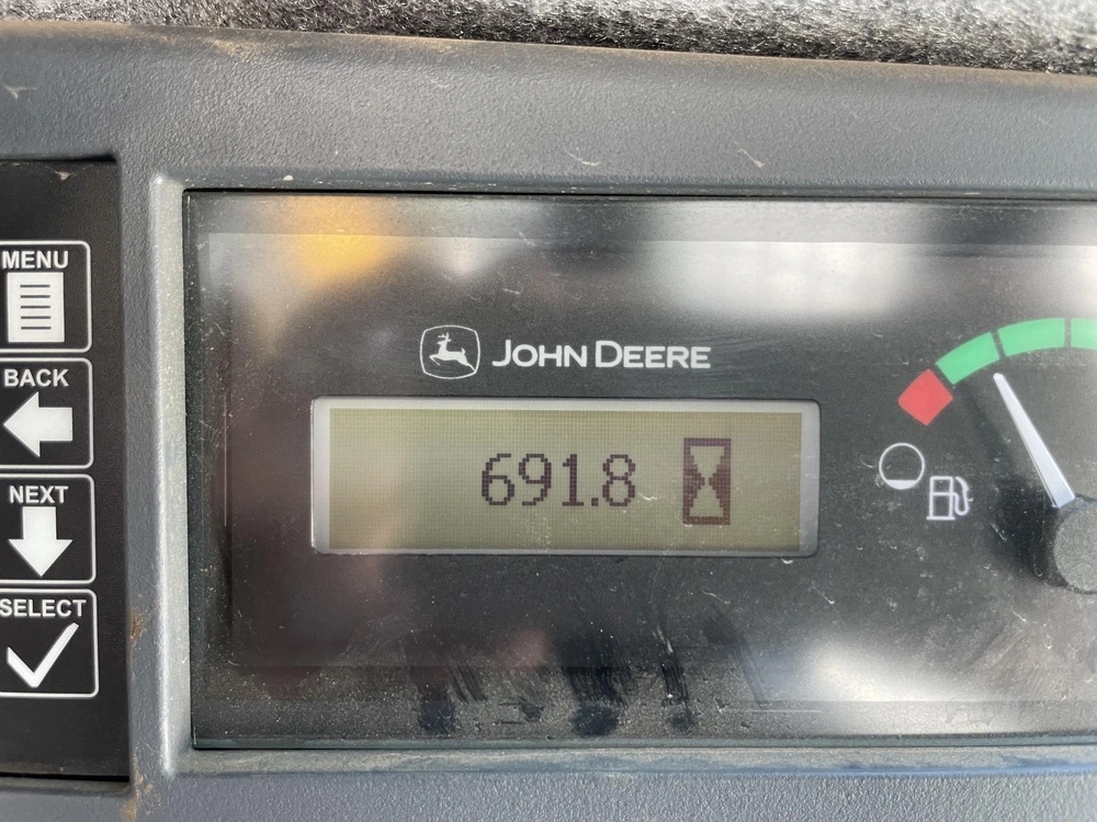 2022 John Deere 317g alt