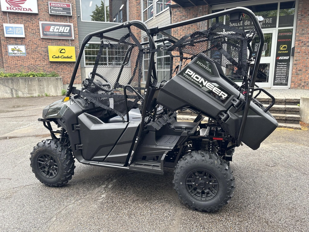 Honda Pioneer 700-4p Dlx 2026 alt