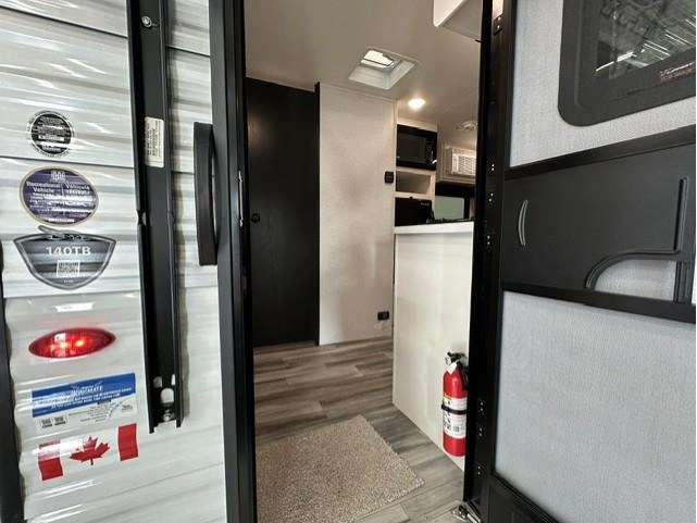 2026 Jayco Jay Flight Slx - Sport Edition 140tb alt