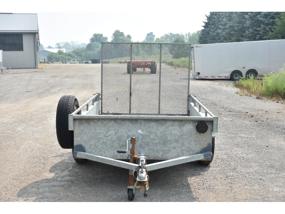 2014 Other Galvanized Enclosed 5' X 8' Sa alt