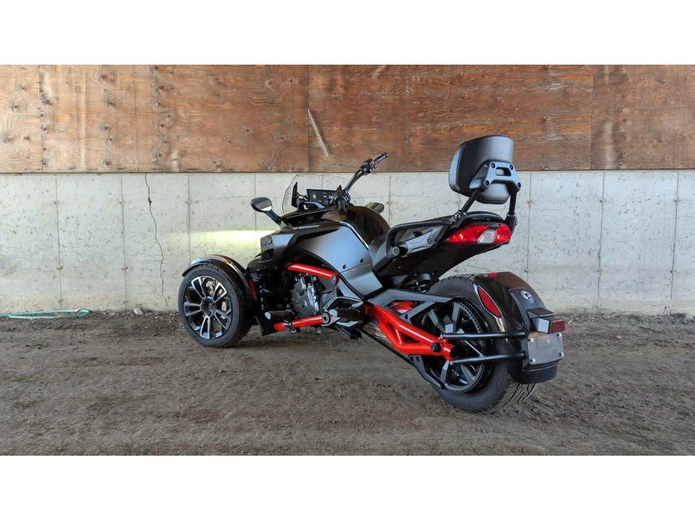 Can-am F3-s Used 2024 alt